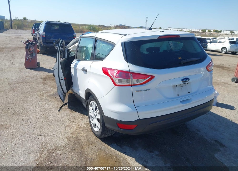 2015 FORD ESCAPE S VIN: 1FMCU0F73FUB29868