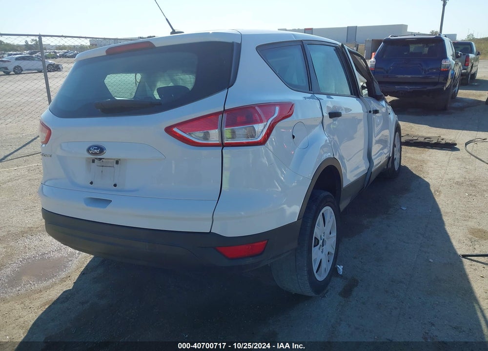 2015 FORD ESCAPE S VIN: 1FMCU0F73FUB29868