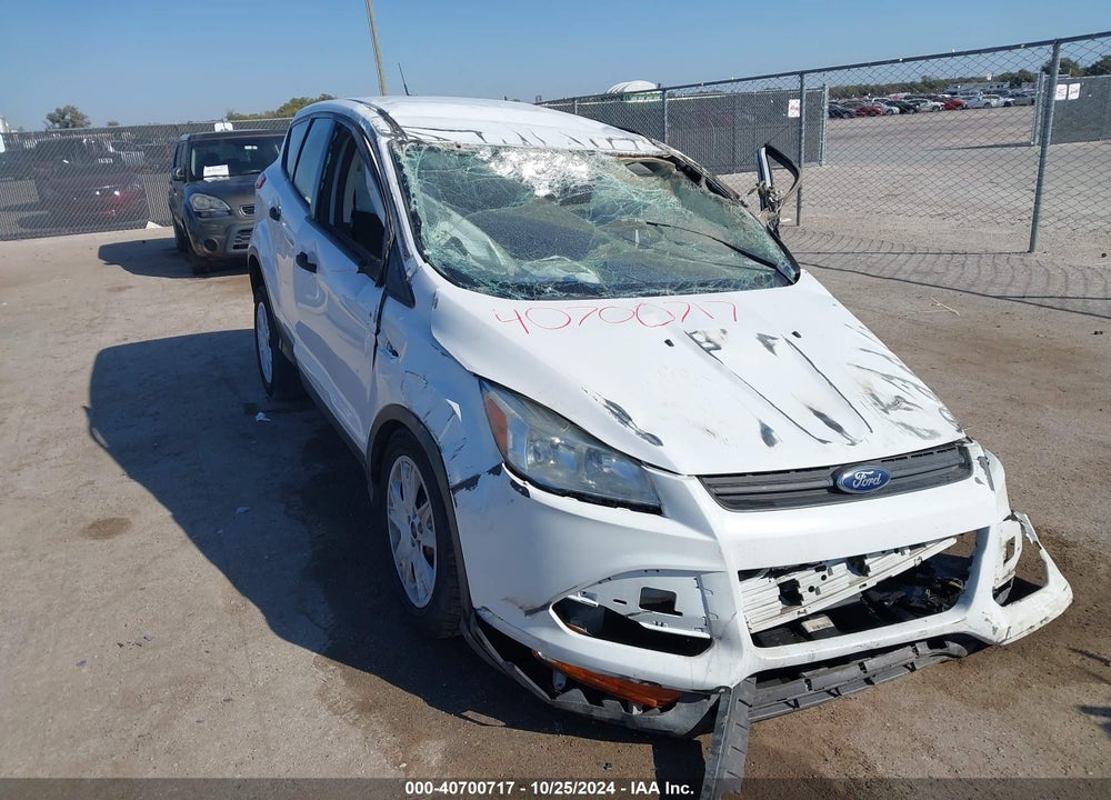 2015 FORD ESCAPE S VIN: 1FMCU0F73FUB29868