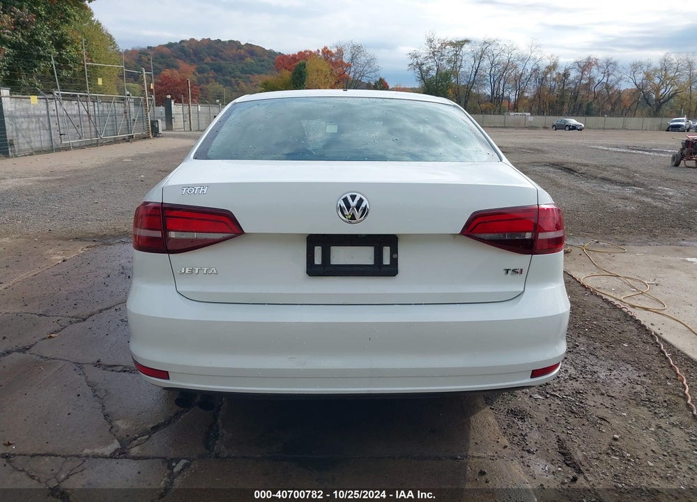 2017 VOLKSWAGEN JETTA 1.4T S VIN: 3VW2B7AJXHM275951