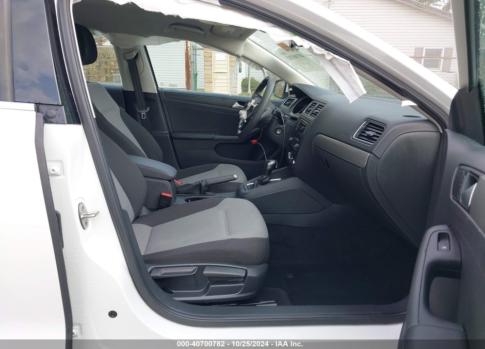 2017 VOLKSWAGEN JETTA 1.4T S VIN: 3VW2B7AJXHM275951