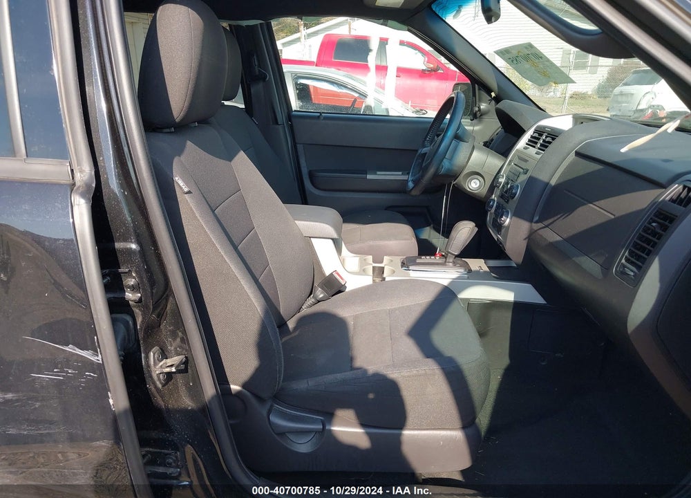 2011 FORD ESCAPE XLT VIN: 1FMCU0D76BKA48887