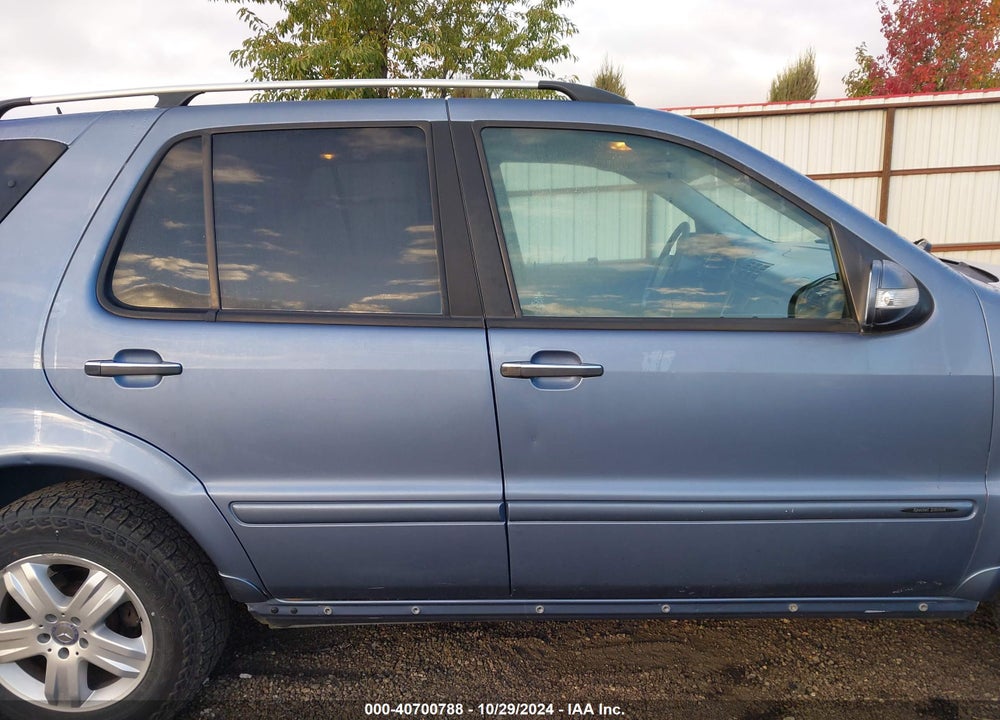 2005 MERCEDES-BENZ ML 350 4MATIC VIN: 4JGAB57E55A549803