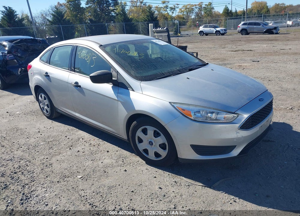 2018 FORD FOCUS S VIN: 1FADP3E26JL210035