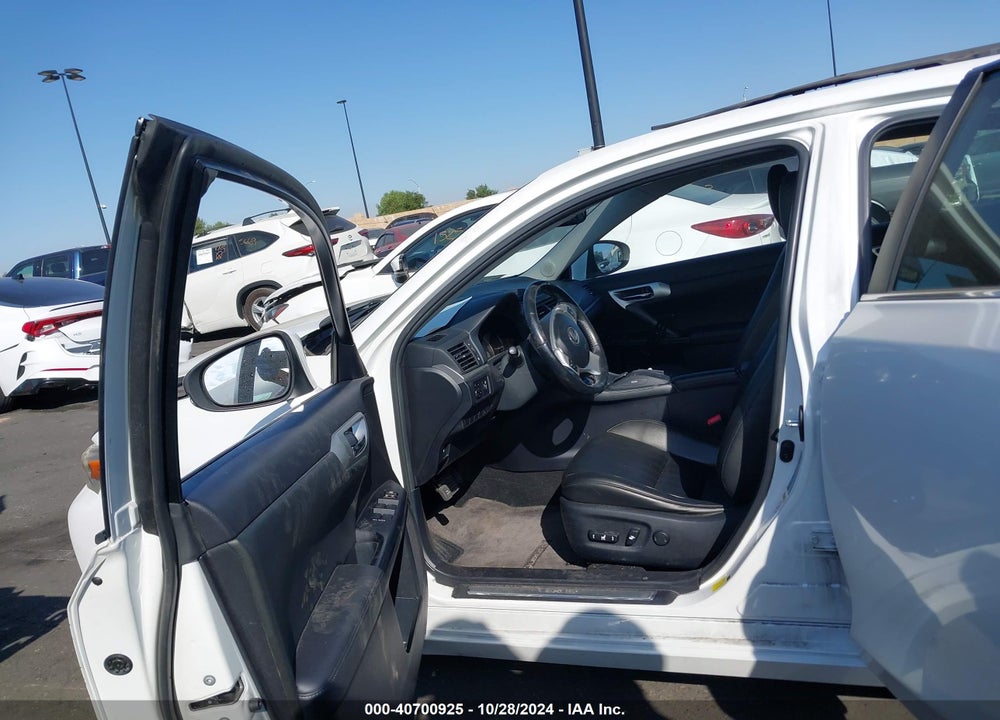 2013 LEXUS CT 200H VIN: JTHKD5BH2D2150746