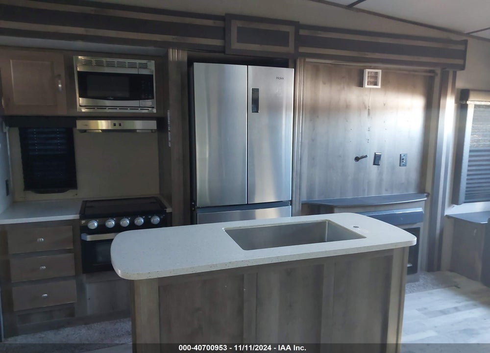 2019 KEYSTONE SPRINTER VIN: 4YDF35721K1531854