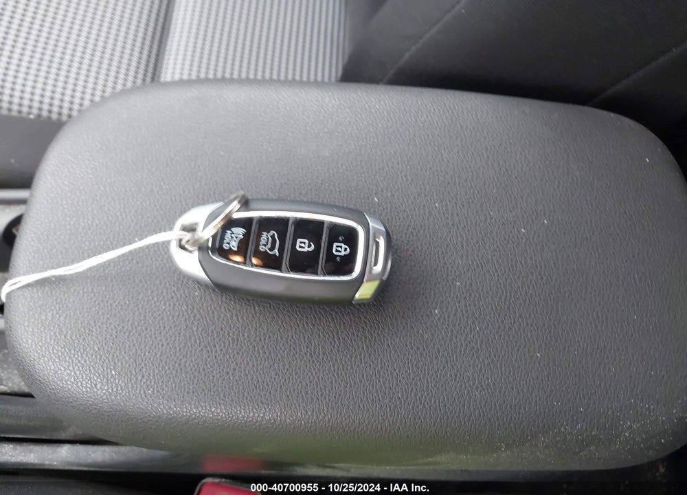2019 HYUNDAI KONA SEL VIN: KM8K22AA0KU331996