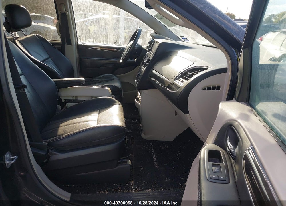 2014 CHRYSLER TOWN & COUNTRY TOURING VIN: 2C4RC1BG1ER424041