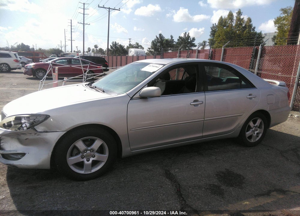 2005 TOYOTA CAMRY SE VIN: 4T1BE32K45U500622