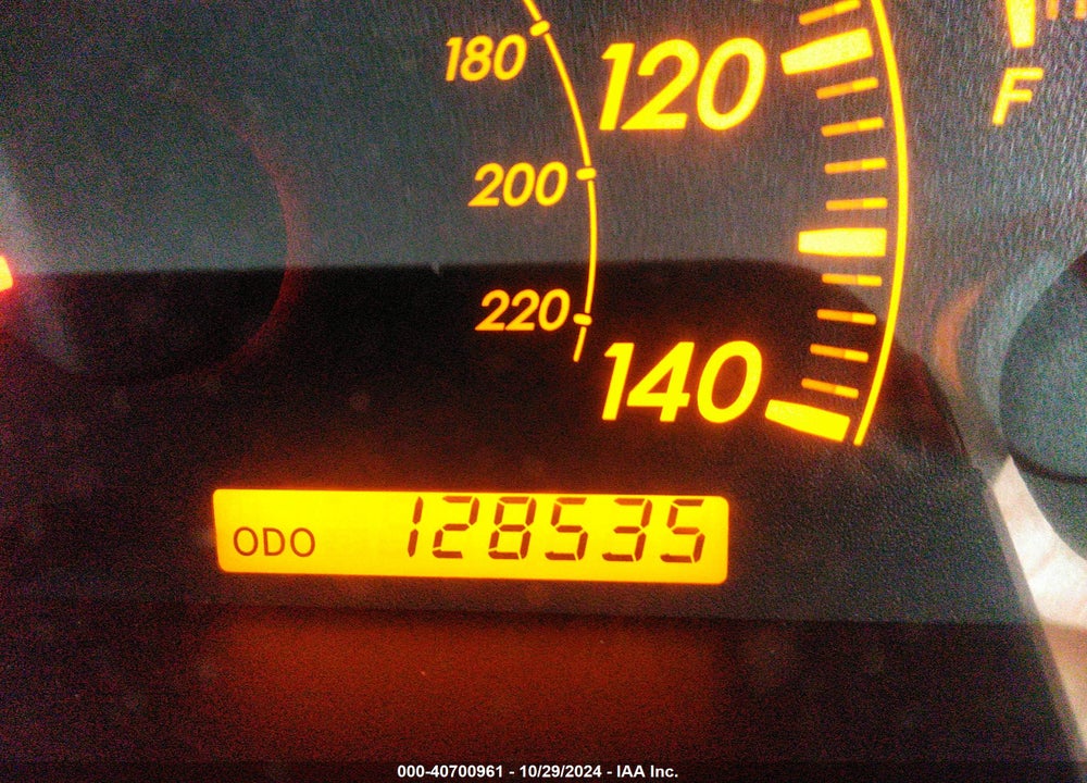 2005 TOYOTA CAMRY SE VIN: 4T1BE32K45U500622