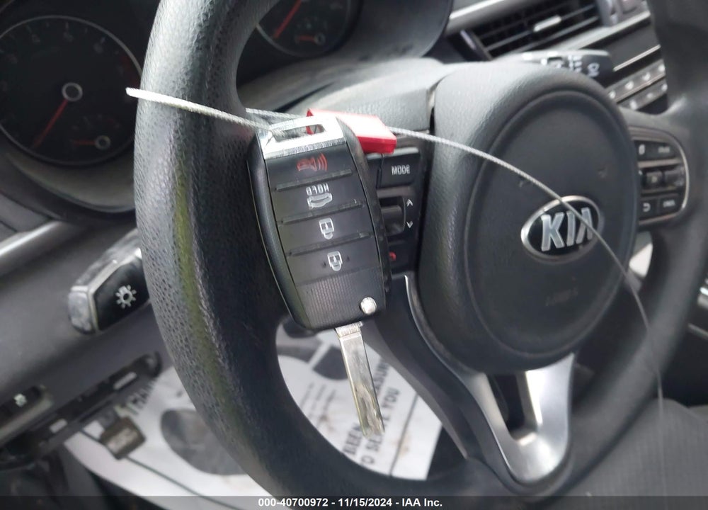 2017 KIA OPTIMA LX VIN: 5XXGT4L38HG155232