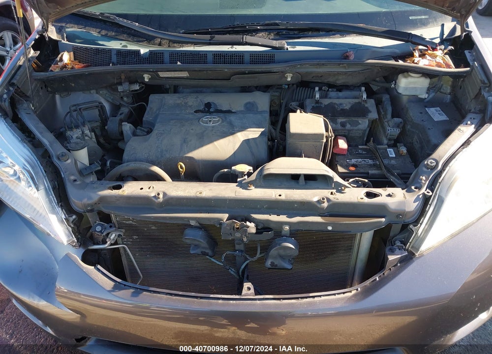 2013 TOYOTA SIENNA XLE LIMITED VIN: 5TDYK3DCXDS356865