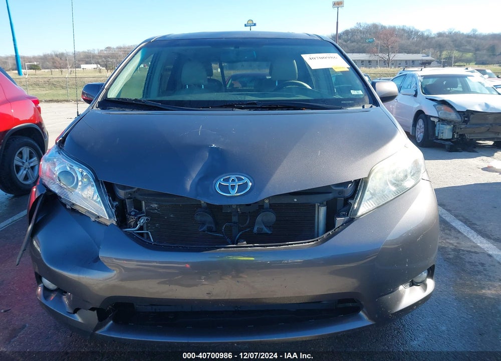 2013 TOYOTA SIENNA XLE LIMITED VIN: 5TDYK3DCXDS356865