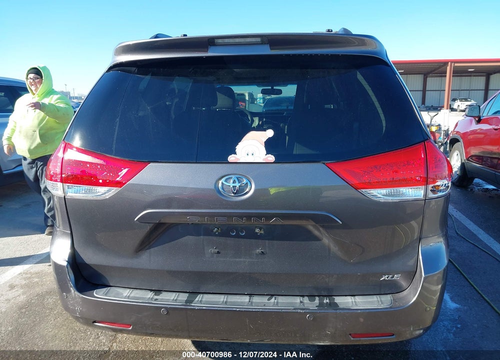2013 TOYOTA SIENNA XLE LIMITED VIN: 5TDYK3DCXDS356865
