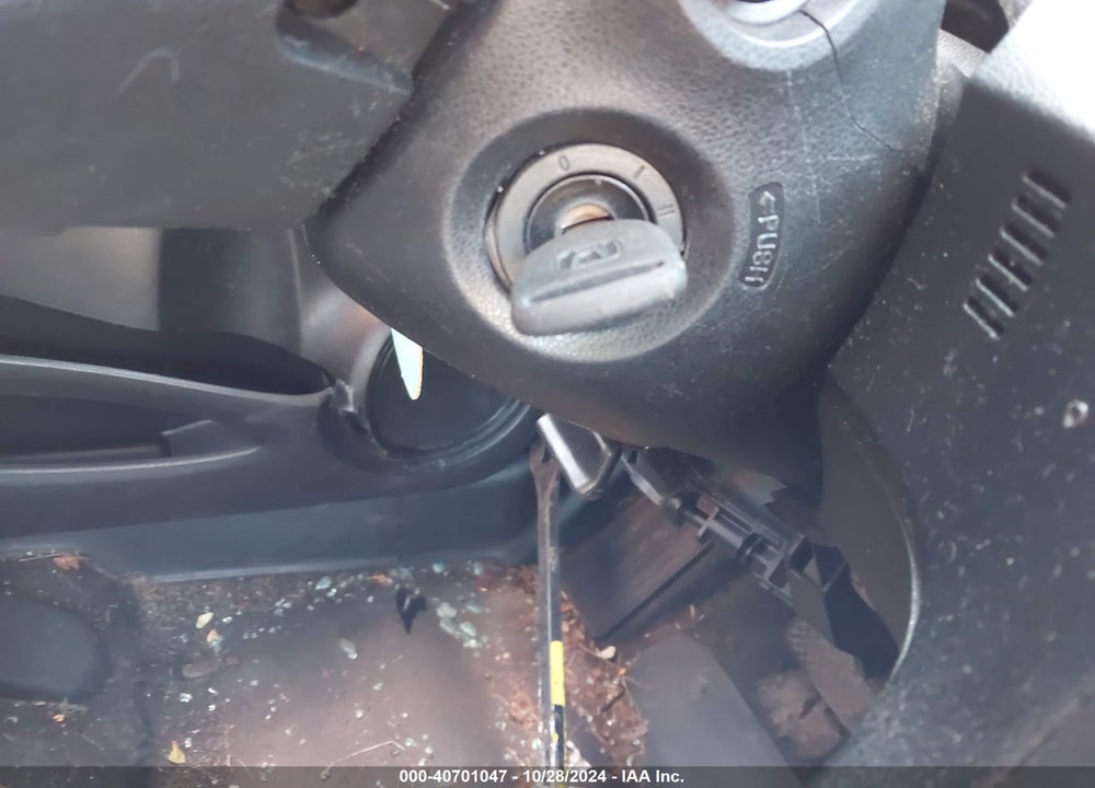 2009 HONDA FIT VIN: JHMGE88269S057145