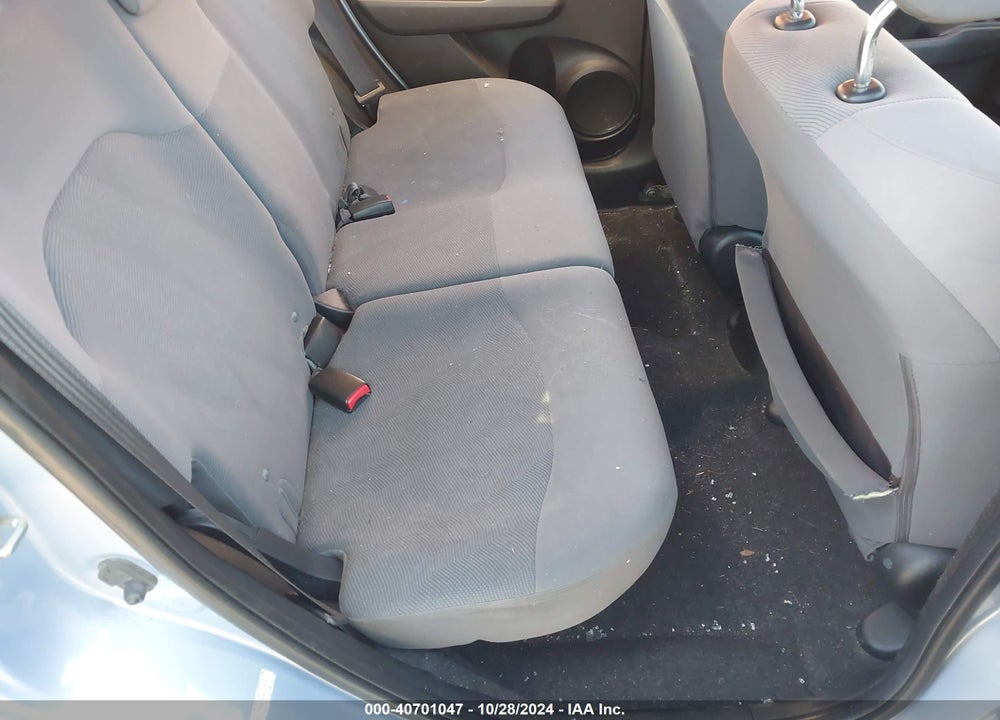 2009 HONDA FIT VIN: JHMGE88269S057145