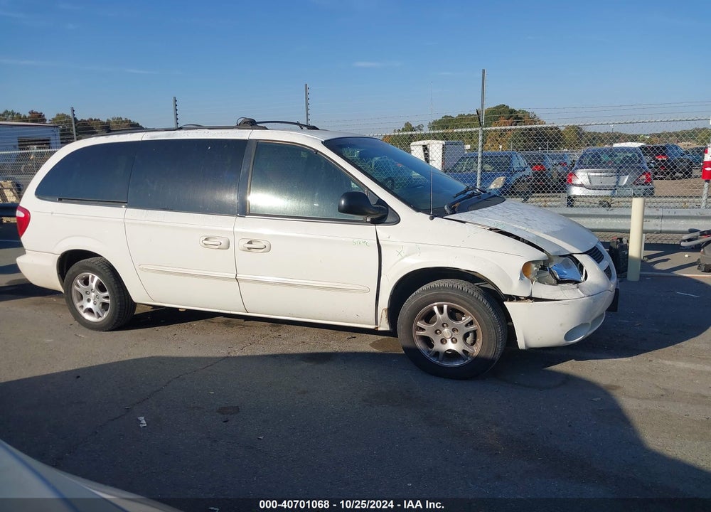 2003 DODGE GRAND CARAVAN SPORT VIN: 2D4GP44L43R246813