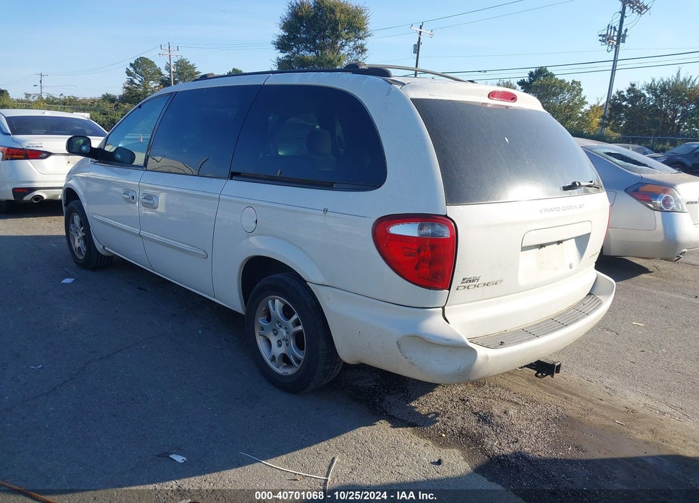2003 DODGE GRAND CARAVAN SPORT VIN: 2D4GP44L43R246813