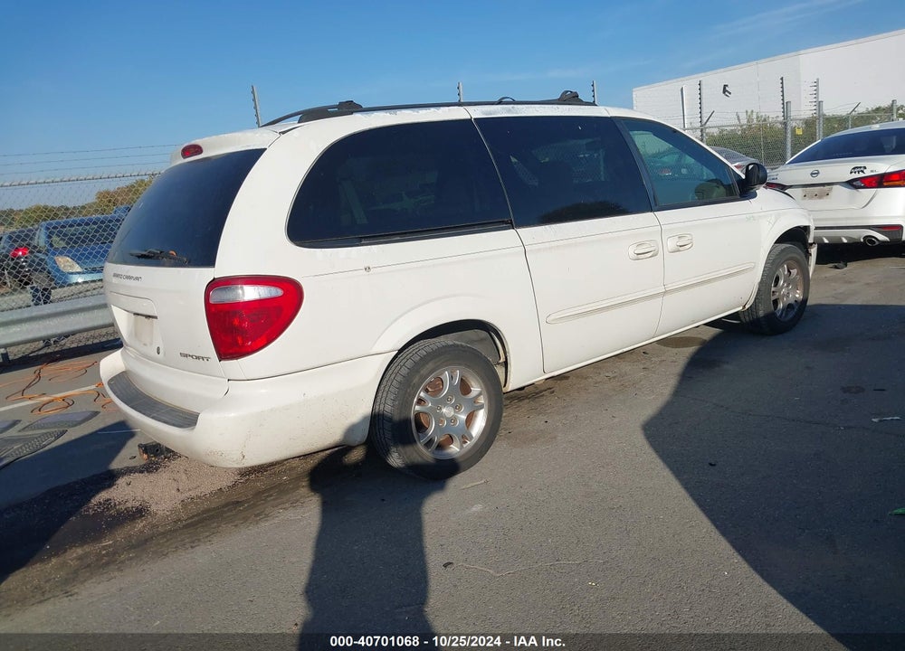 2003 DODGE GRAND CARAVAN SPORT VIN: 2D4GP44L43R246813