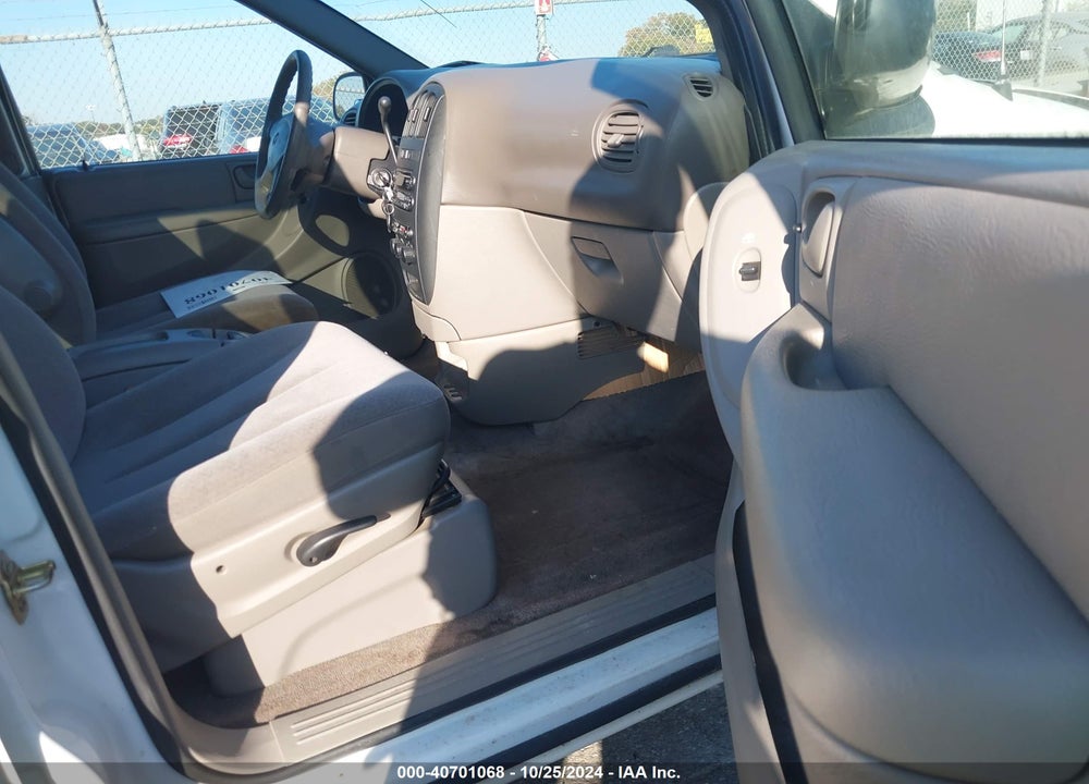 2003 DODGE GRAND CARAVAN SPORT VIN: 2D4GP44L43R246813
