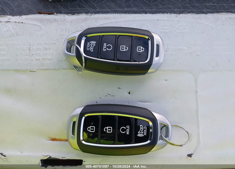 2024 HYUNDAI VENUE SEL VIN: KMHRC8A35RU327386