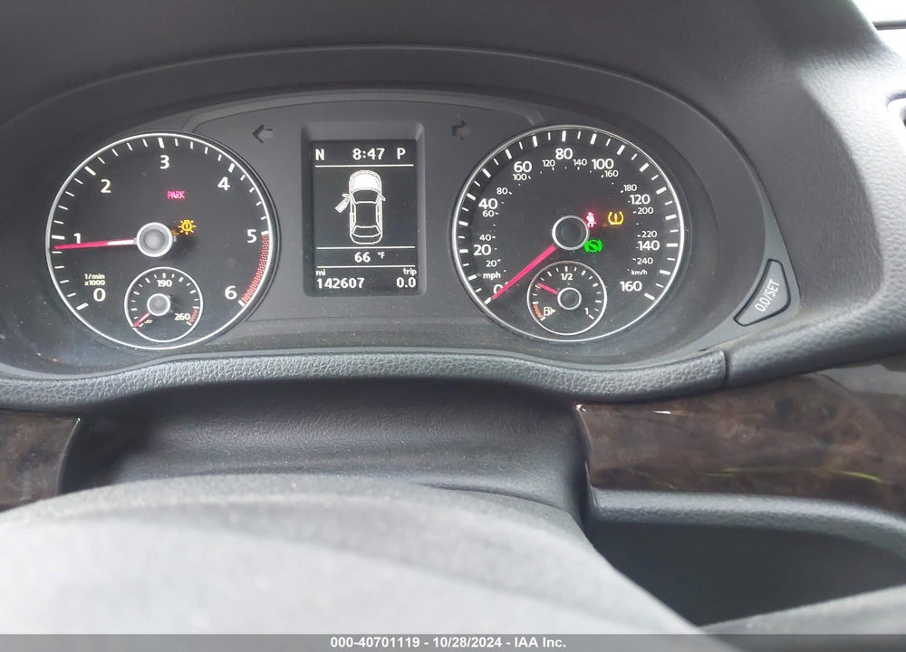 2014 VOLKSWAGEN PASSAT 2.0L TDI SEL PREMIUM VIN: 1VWCN7A33EC056310