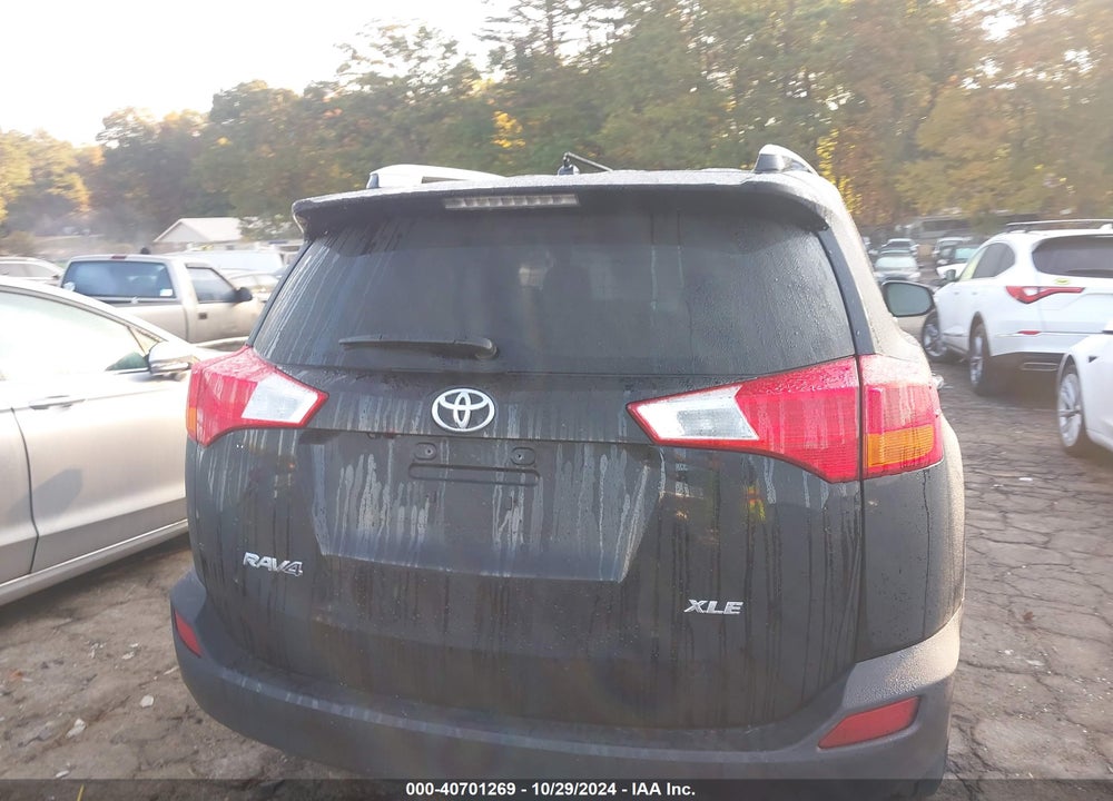 2013 TOYOTA RAV4 XLE VIN: 2T3WFREVXDW031467