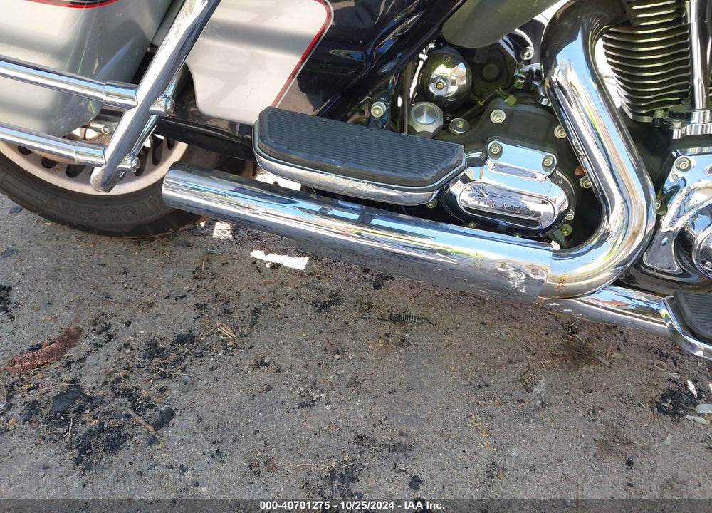 2010 HARLEY-DAVIDSON FLHTCU VIN: 1HD1FC416AB615065