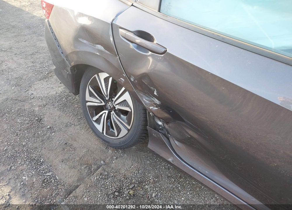 2017 HONDA CIVIC EX-L VIN: 2HGFC1F76HH635065