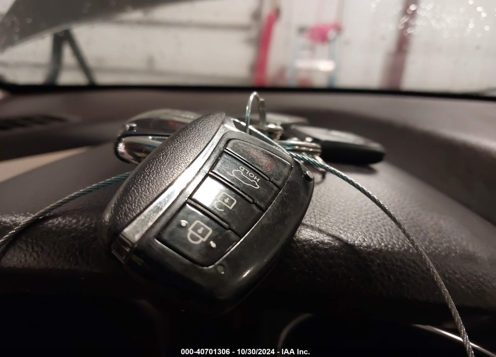 2014 HYUNDAI SANTA FE SPORT 2.4L VIN: 5XYZUDLB4EG175028