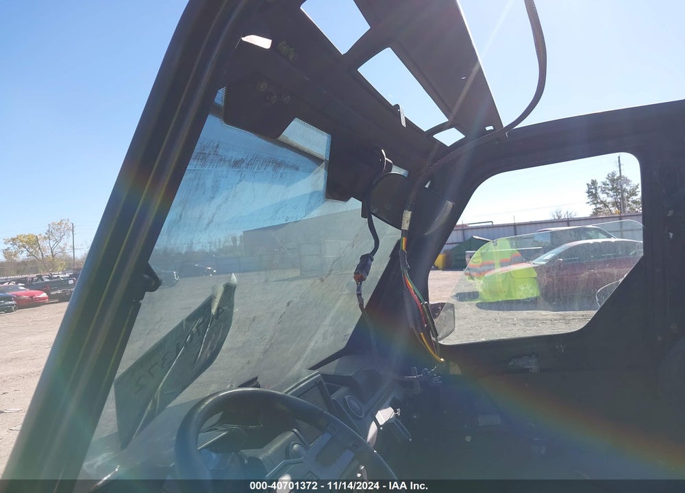 2025 POLARIS RANGER CREW XP 1000 NORTHSTAR ULTIMATE VIN: 4XARSY991S8758586
