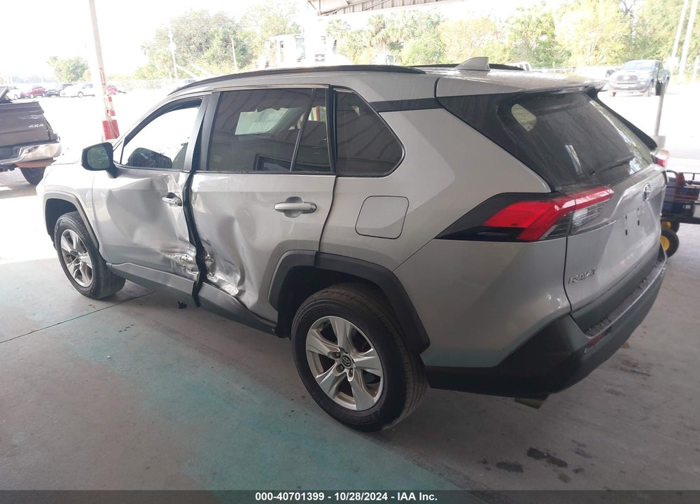 2021 TOYOTA RAV4 XLE VIN: 2T3W1RFV9MW114322