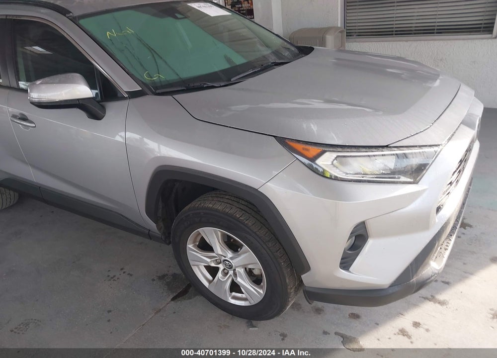 2021 TOYOTA RAV4 XLE VIN: 2T3W1RFV9MW114322