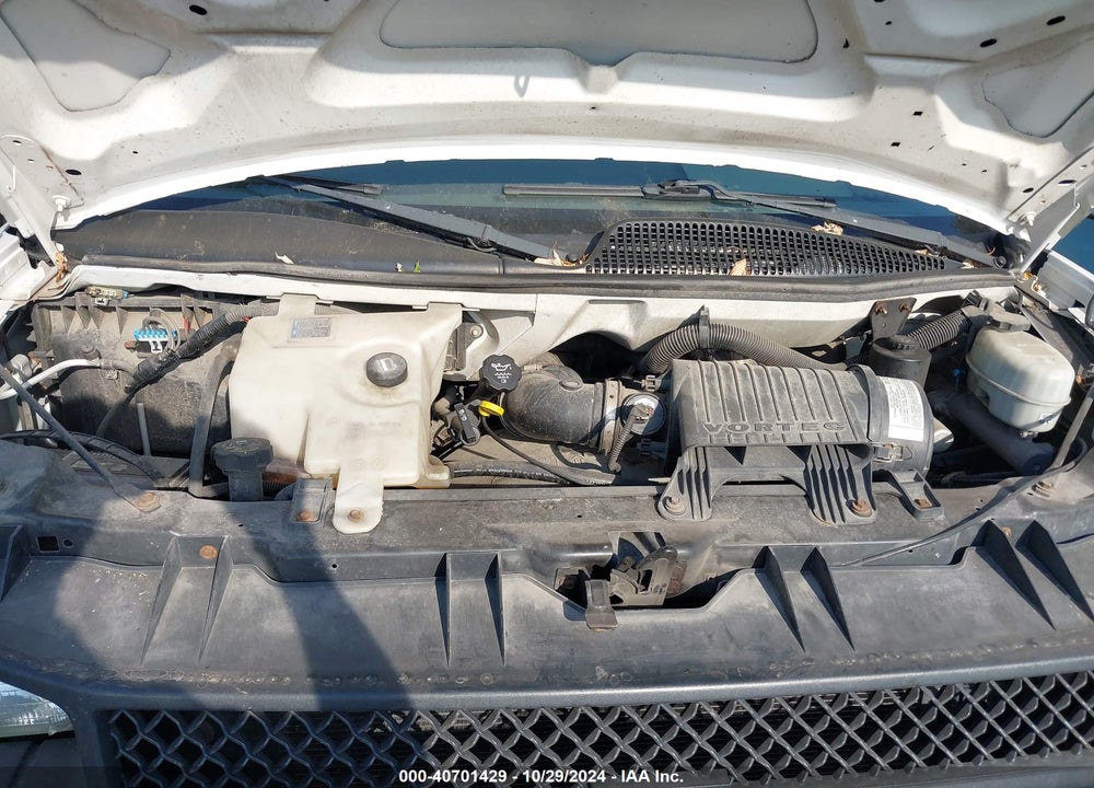 2005 CHEVROLET EXPRESS VIN: 1GCFG15X051254133