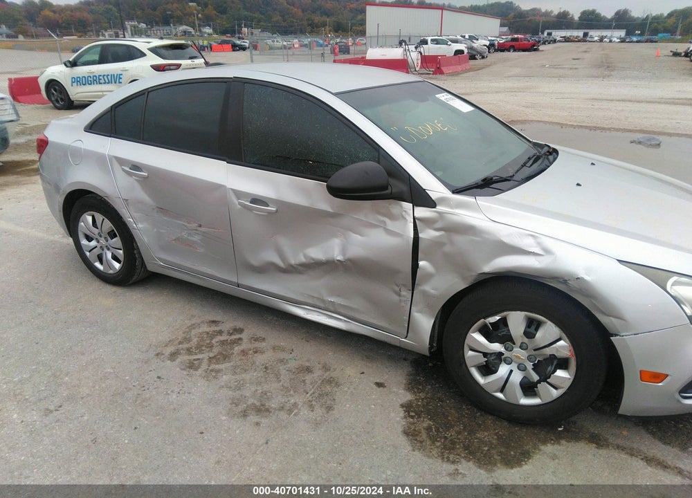 2015 CHEVROLET CRUZE VIN: 1G1PA5SH4F7213392