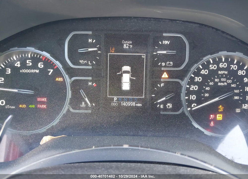 2019 TOYOTA TUNDRA SR5 5.7L V8 VIN: 5TFUW5F16KX783574