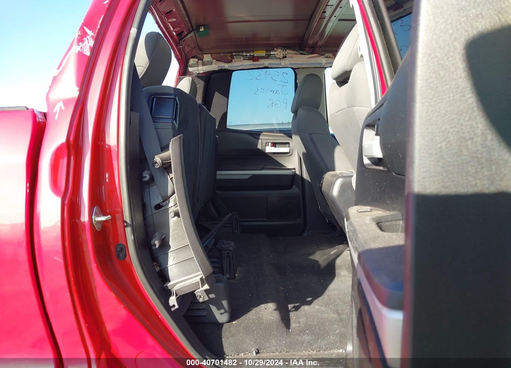 2019 TOYOTA TUNDRA SR5 5.7L V8 VIN: 5TFUW5F16KX783574