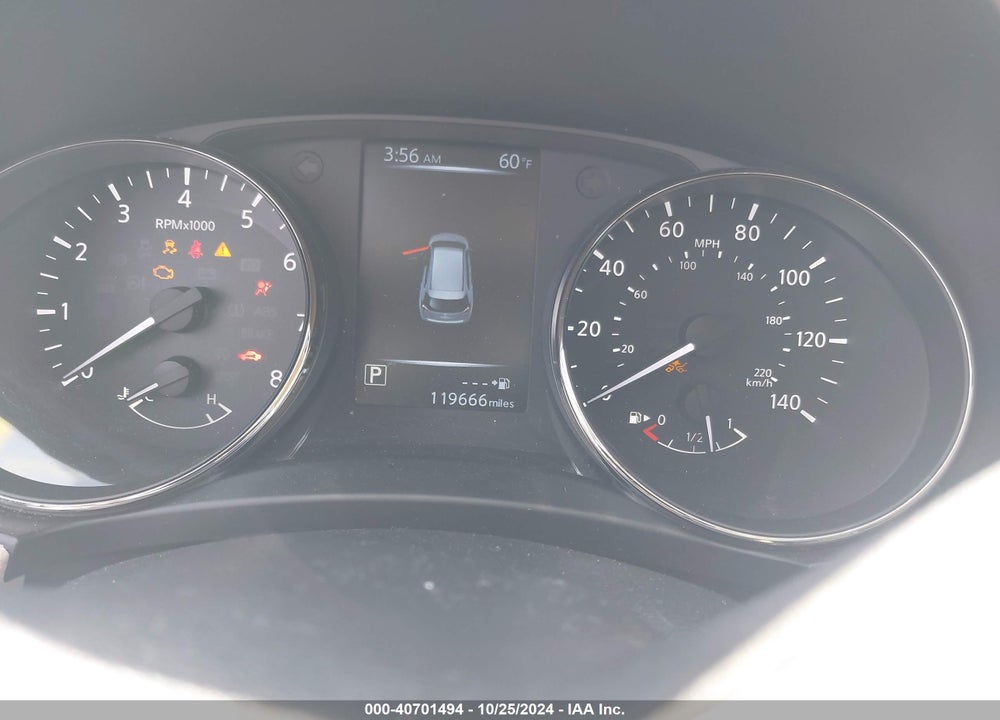 2017 NISSAN ROGUE SV VIN: KNMAT2MT8HP589314