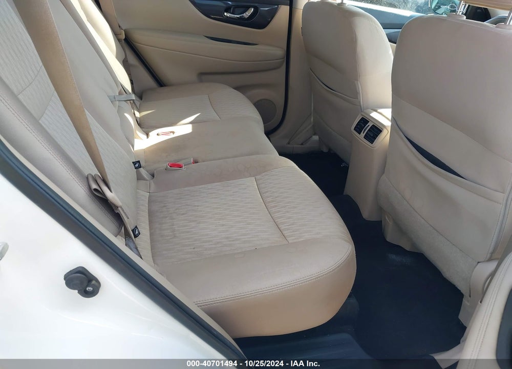 2017 NISSAN ROGUE SV VIN: KNMAT2MT8HP589314