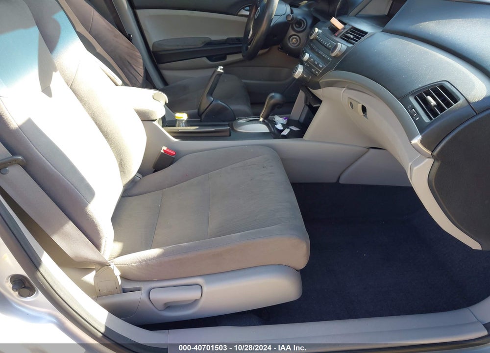 2011 HONDA ACCORD 2.4 LX VIN: 1HGCP2F3XBA045774