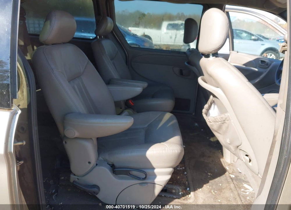 2003 CHRYSLER TOWN & COUNTRY LXI VIN: 2C4GP54L53R185202