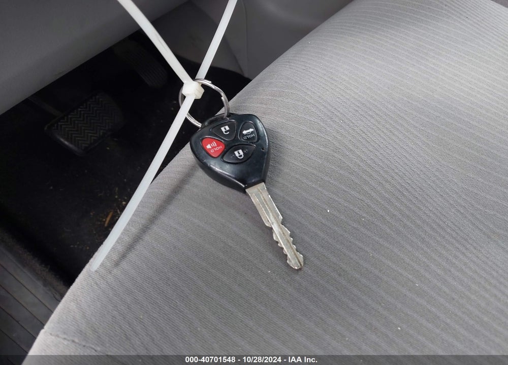 2011 TOYOTA COROLLA LE VIN: 2T1BU4EEXBC750667