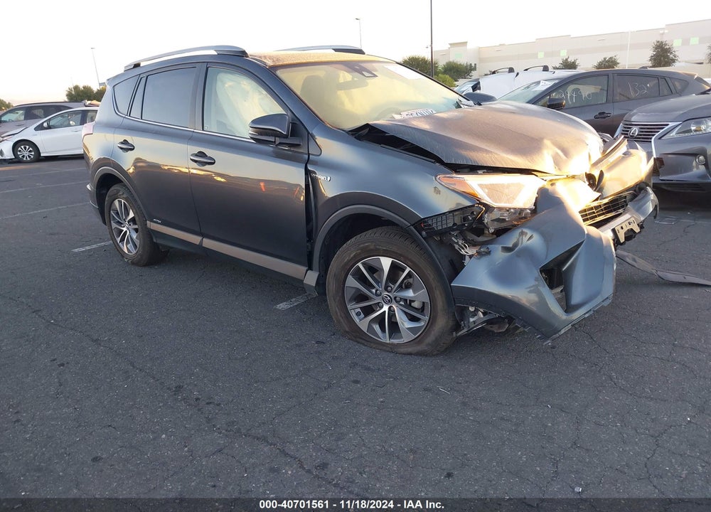 2018 TOYOTA RAV4 HYBRID XLE VIN: JTMRJREV5JD198257