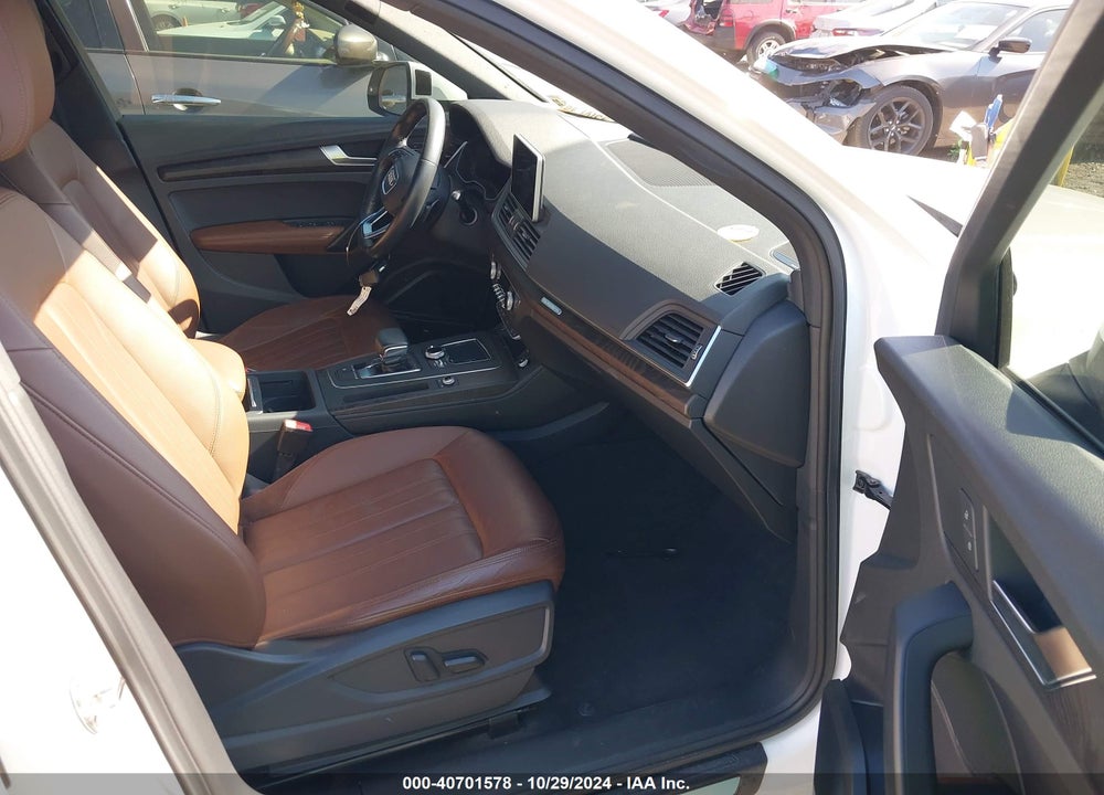 2018 AUDI Q5 VIN: WA1CNAFY3J2118724