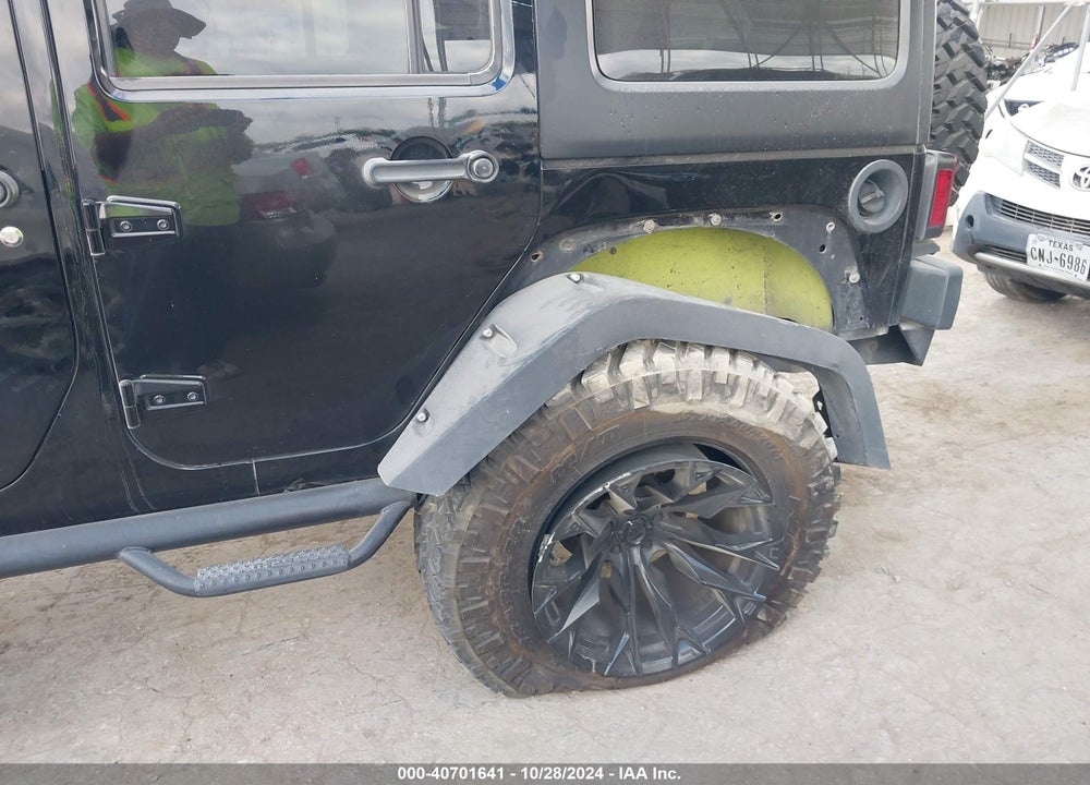 2017 JEEP WRANGLER UNLIMITED SPORT 4X4 VIN: 1C4BJWDG3HL613336