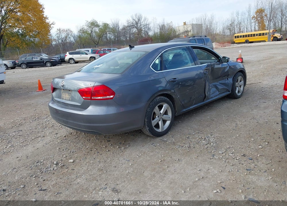 2015 VOLKSWAGEN PASSAT 1.8T LIMITED EDITION VIN: 1VWAT7A35FC088139