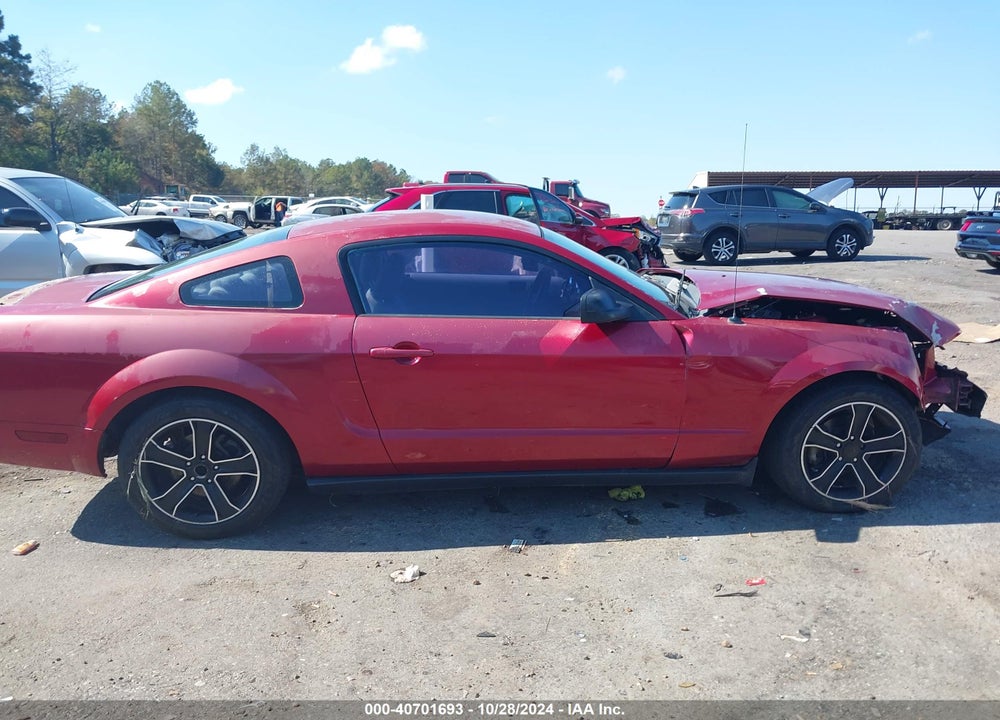 2005 FORD MUSTANG V6 DELUXE/V6 PREMIUM VIN: 1ZVFT80N355128431