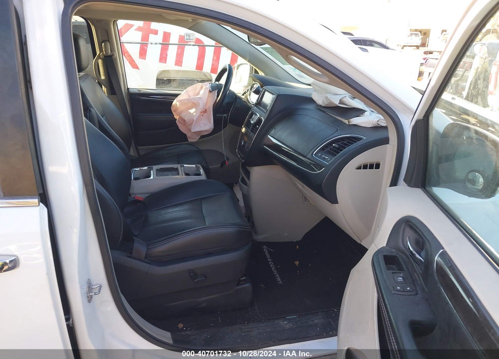2015 CHRYSLER TOWN & COUNTRY TOURING-L VIN: 2C4RC1CG1FR638088