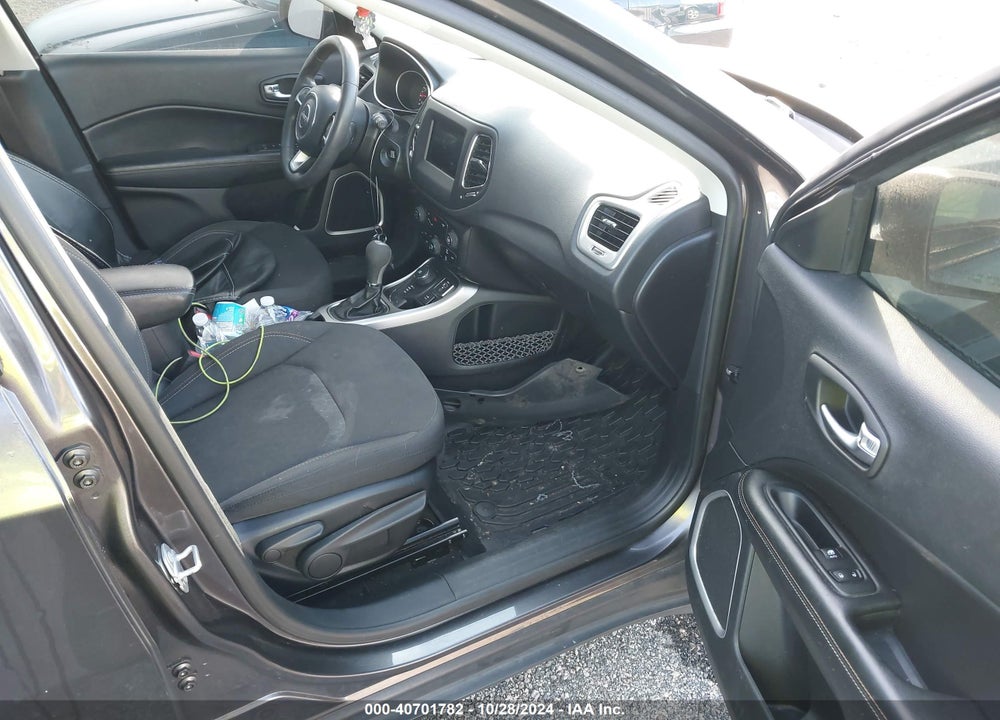 2019 JEEP COMPASS SPORT 4X4 VIN: 3C4NJDAB8KT723756