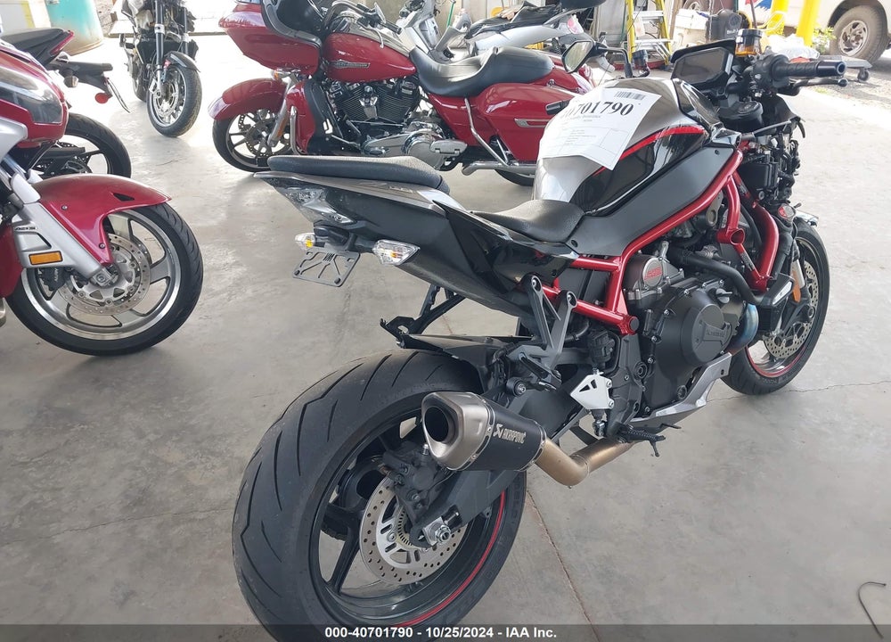 2022 KAWASAKI ZR1000 K VIN: JKAZRCK15NA014041